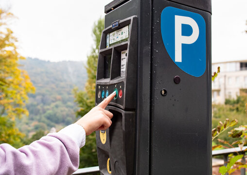 how to pay parking ticket by mail